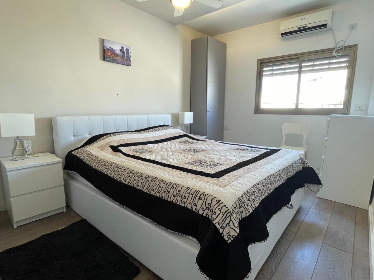 Beautiful 2-Bedroom Condo In The Heart Of تل أبيب المظهر الخارجي الصورة